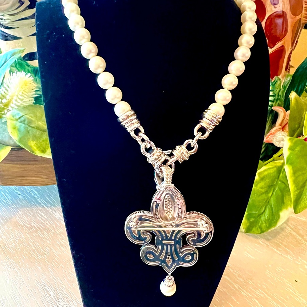 Stunning Judith Ripka Pearl Necklace And Enhancer/Brooch - Picture 2 of 5